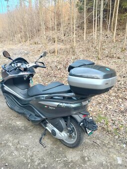 Piaggio X10 125 - 5