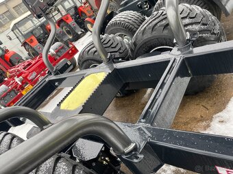 Vyvážecí vlek Palms 10D + hydraulická ruka 5,72 skladem - 5