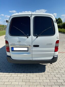 Toyota HiAce 2,5 TD D4D, r.v. 2012, koupeno v ČR, 1. majitel - 5