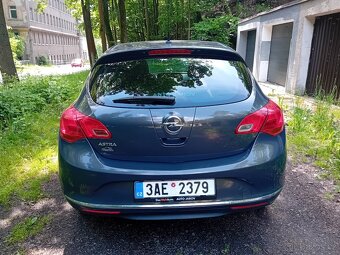 OPEL ASTRA J 1.6i 16V 2013 ČR - 5