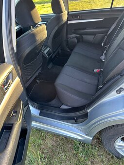 Subaru Legacy - 5