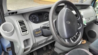 Renault Trafik 2.0 - 5
