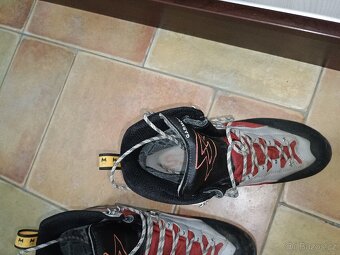 Prodám GARMONT pohorky - 5