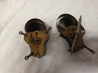 22 ks strojků do hodin - 5