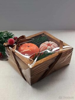 Mýdlo ve tvaru mandarinky v dřevené krabičce. - 5