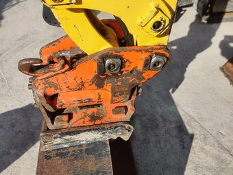 Pásový minibagr YANMAR SV 18 - 5