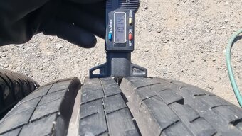 Letní pneu 195/70/15c Continental - 5