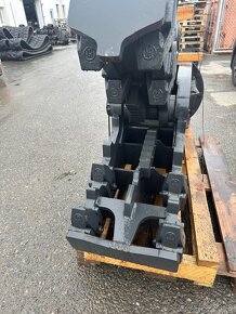 Demoliční nůžky - vydrcovač mustang 550kg - 5