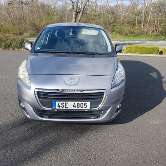 Peugeot 5008 - 5