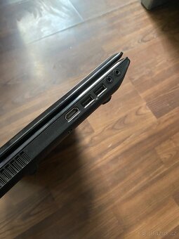 Medion AKOYA AMD E-450 / zánovní baterie - 5