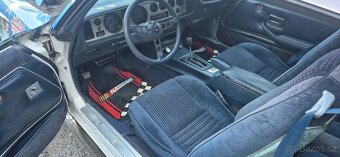 Pontiac Firebird Trans Am V8 Turbo. - 5