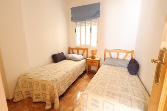 ŠPANĚLSKO, Torrevieja, apartmán s výhledem na bazén - 5