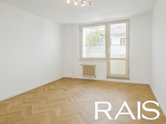 Prodej bytu 3+1, 74 m² – Větrná ulice, Hustopeče - 5