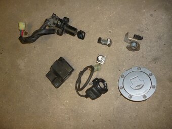 Honda NT 650 V Deauville. Spínačka, CDI, imobilizér, víčko. - 5