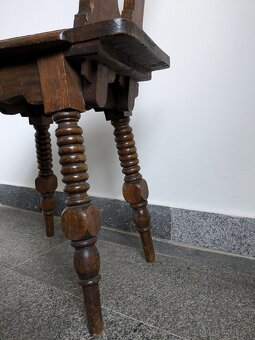 Selský nábytek (stůl a 5 židlí) - 5