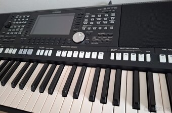 Yamaha psr s975 - 5