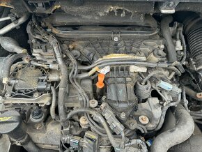 Díly z vozu Peugeot 3008 - 5