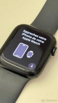 Apple Watch 8 Space Grey, krásný stav - 5