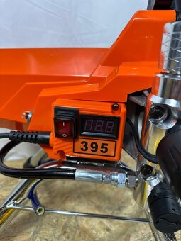Stříkací pistole na barvy 2200W Airless - 5