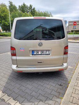 VW Multivan T5,2,5 TDI,128kW,7 míst,1.majitel - 5