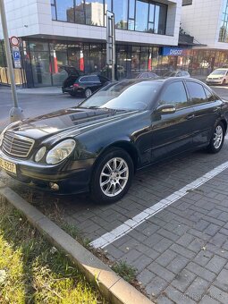 Mercedes-Benz W211 2.2 - 5