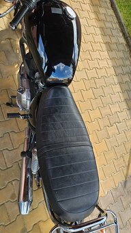 Triumph Bonneville - 5