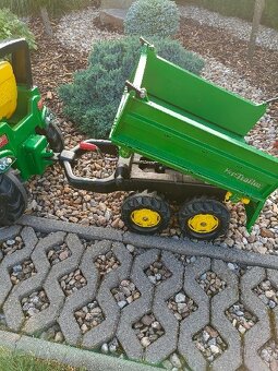 Šlapací traktor John Deere 700028 + vůz - 5