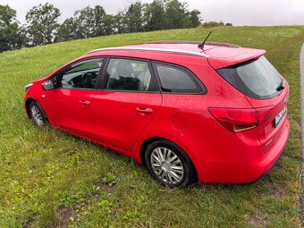 Prodám Kiu Ceed 1,4 kombi - 5