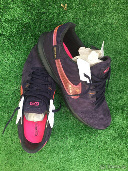 NIKE STREETGATO - 5