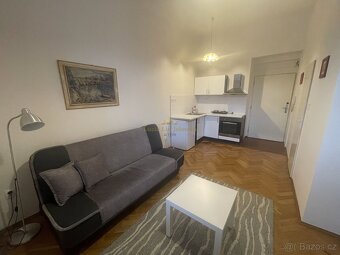 Pronájem bytu 1+kk, 17 m², Praha 10 – Vršovice, ulice Holand - 5