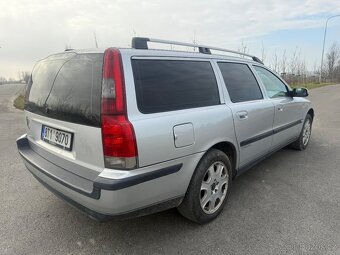 Volvo V70 2,5 Kombi STK 08/2027 - 5