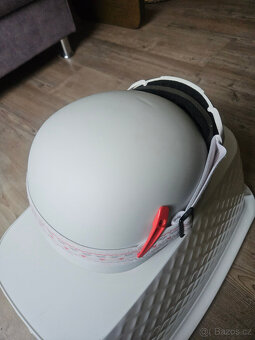 Dětská lyžařská helma + brýle.....velikost M - 5