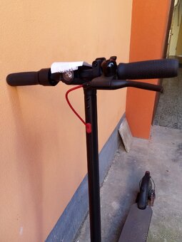 Elektrokoloběžka Sencor Electro Scooter E9MAX - 5