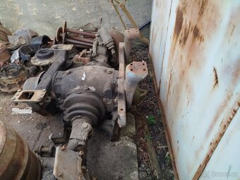 Tatra 148 - přední náprava - 5