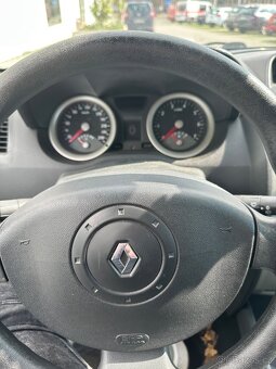 Renault Mégane 1.4 16V - 5