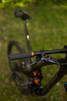 Propain Tyee CF (carbon) – špičkové enduro kolo – Fox Factor - 5