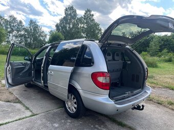 Chrysler Grand Voyager 2,5 CRD manuál - 5