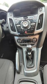 Ford Focus TITANiUM # - 5