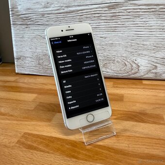 Iphone 8 64GB, bílý (12 měsíců záruka) - 5