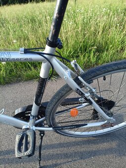 Prodám trekingové kolo Leader Fox - 5