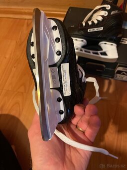 Dětské brusle Bauer Skate YTH - 5