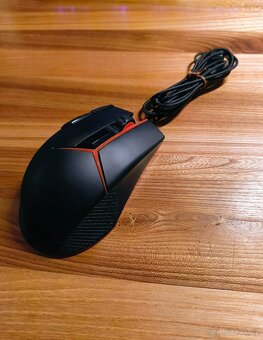 Lenovo Legion Precision - herní myš s nastavitelnou váhou, R - 5