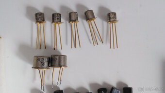 Konvolut tranzistory po radio opraváři (AF116 a jiné) - 5