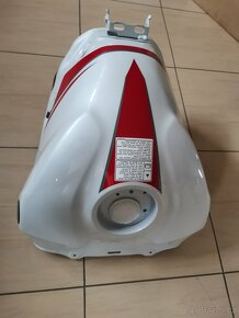 Yamaha YZF-R1 Soubor nových dílů - 5