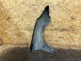 LEVÝ BLATNÍK PEUGEOT 206 - 5