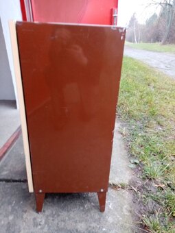 Dílenské stolky a skřínka - 5