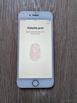 Apple iPhone 8 64GB Zlatý - 5