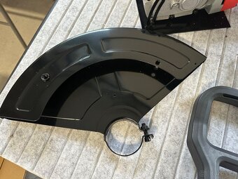 Výkonná elektrická řezačka betonu (524) - 5