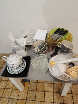 Mix nádobí za celkem 100 Kč - 5