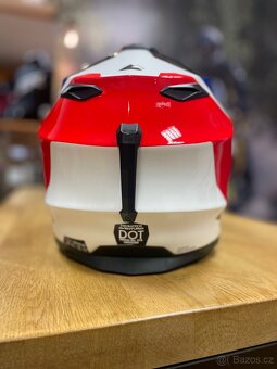 Enduro přilba / moto přilba - 5